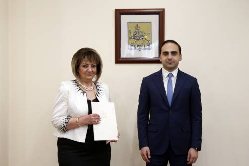 “We will never quit the principle of science-based activity”: Yerevan Mayor’s thanksgiving diplomas to scientists engaged in landscaping sphere