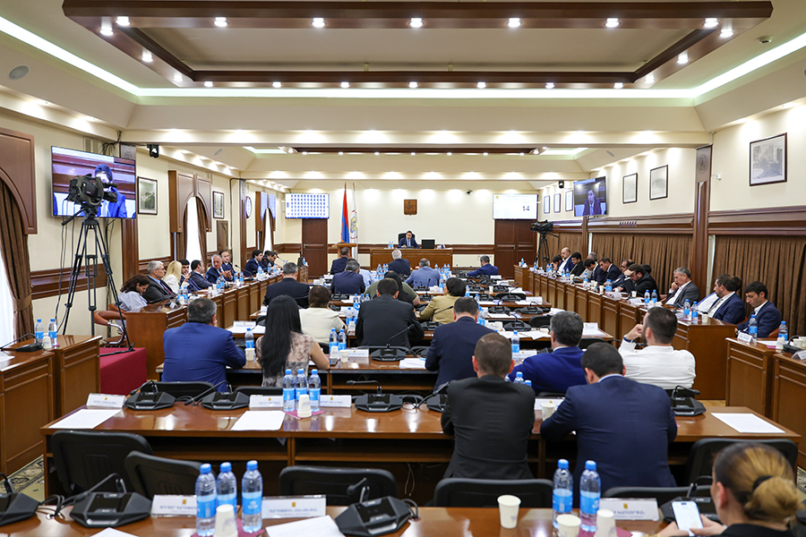 Pursuant to a decision of the Yerevan City Council, residents have been exempted from fines and penalties for not paying waste disposal fees from January 1 to May, until July 31