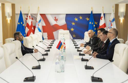 First Deputy Mayor of Yerevan Armen Pambukhchyan Met with His Tbilisi Counterpart