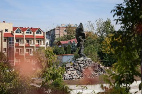 Around 650 Trees Planted in New Park Near “Tork Angegh” Statue