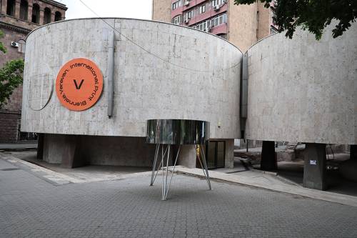 Իսլանդացի հանրահայտ արվեստագետի առաջին անհատական ցուցահանդեսը` Երևանում